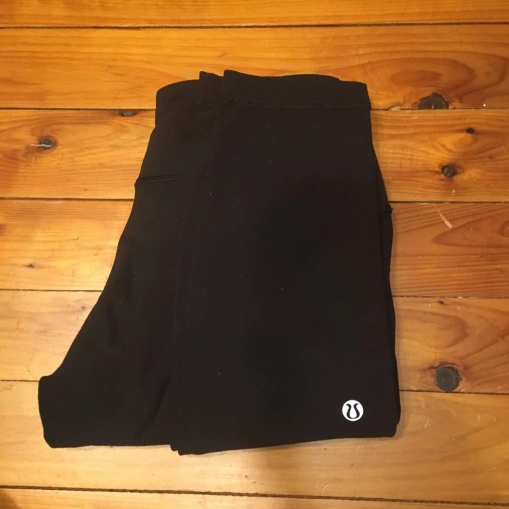 Black Lululemon Wunder Unders